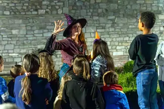 Une sorcière pas ordinaire au Famenne & Art Museum